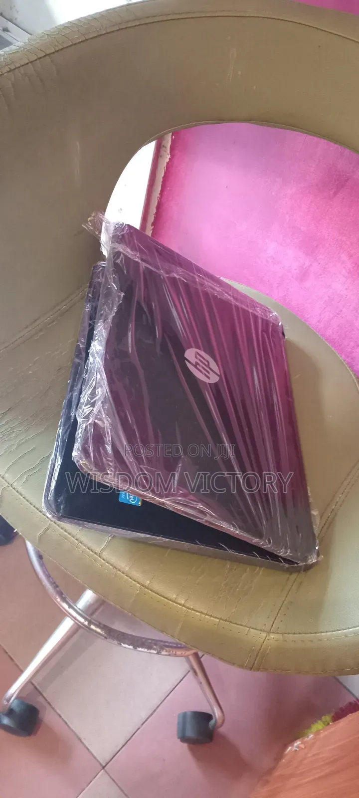 New Laptop HP 14z 4GB Intel HDD 320GB