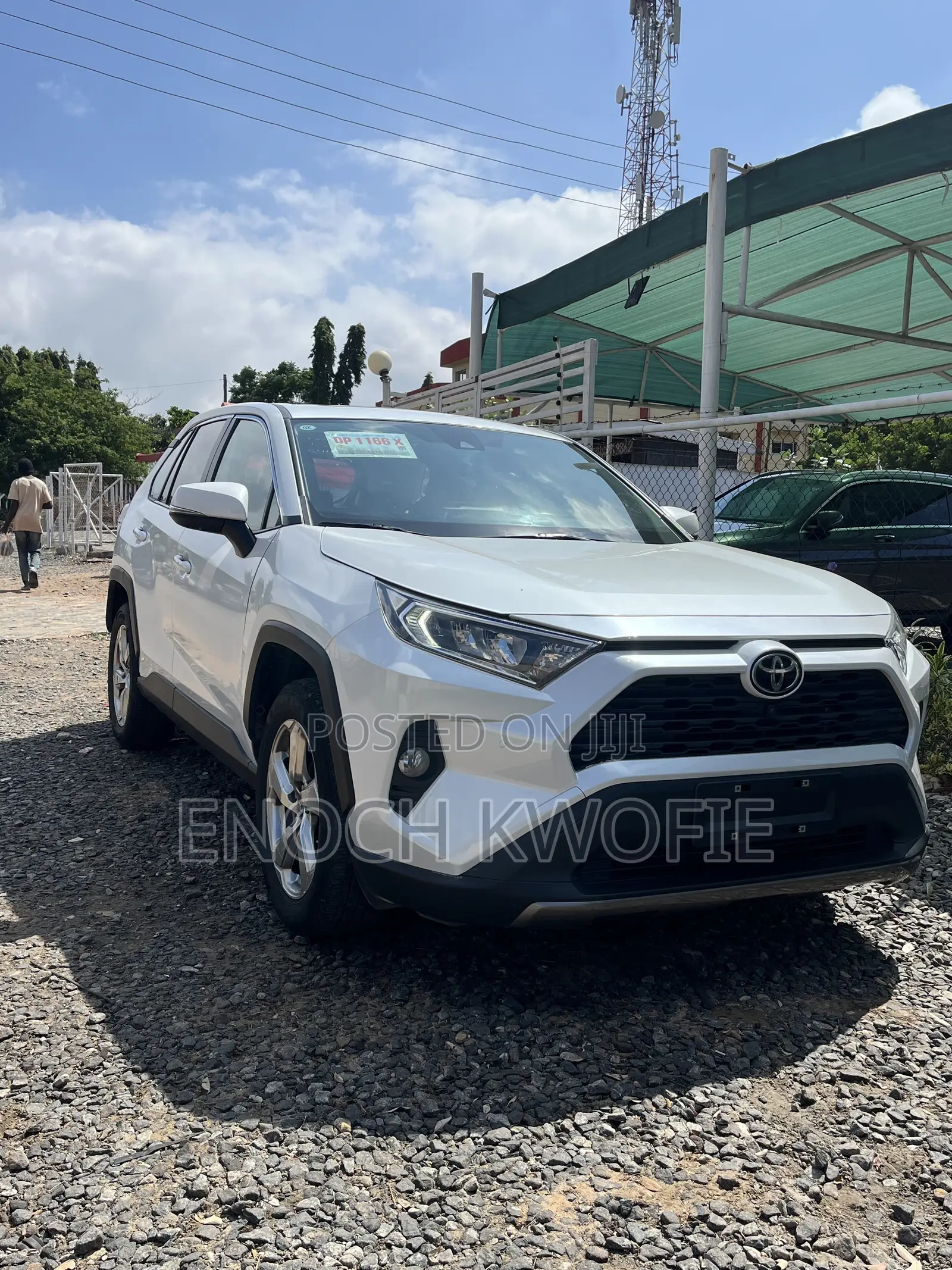 Toyota RAV4 2023 White