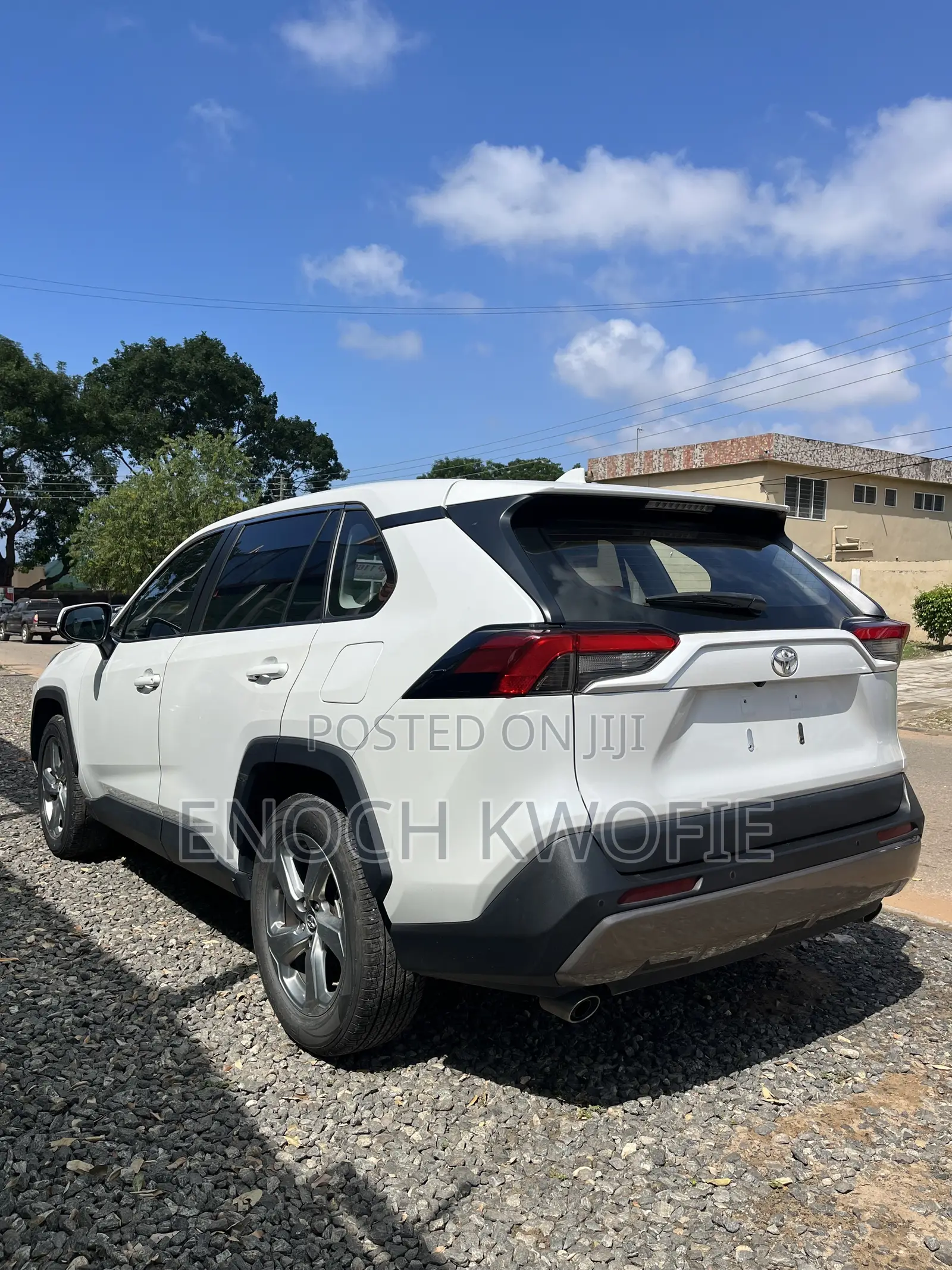 Toyota RAV4 2023 White