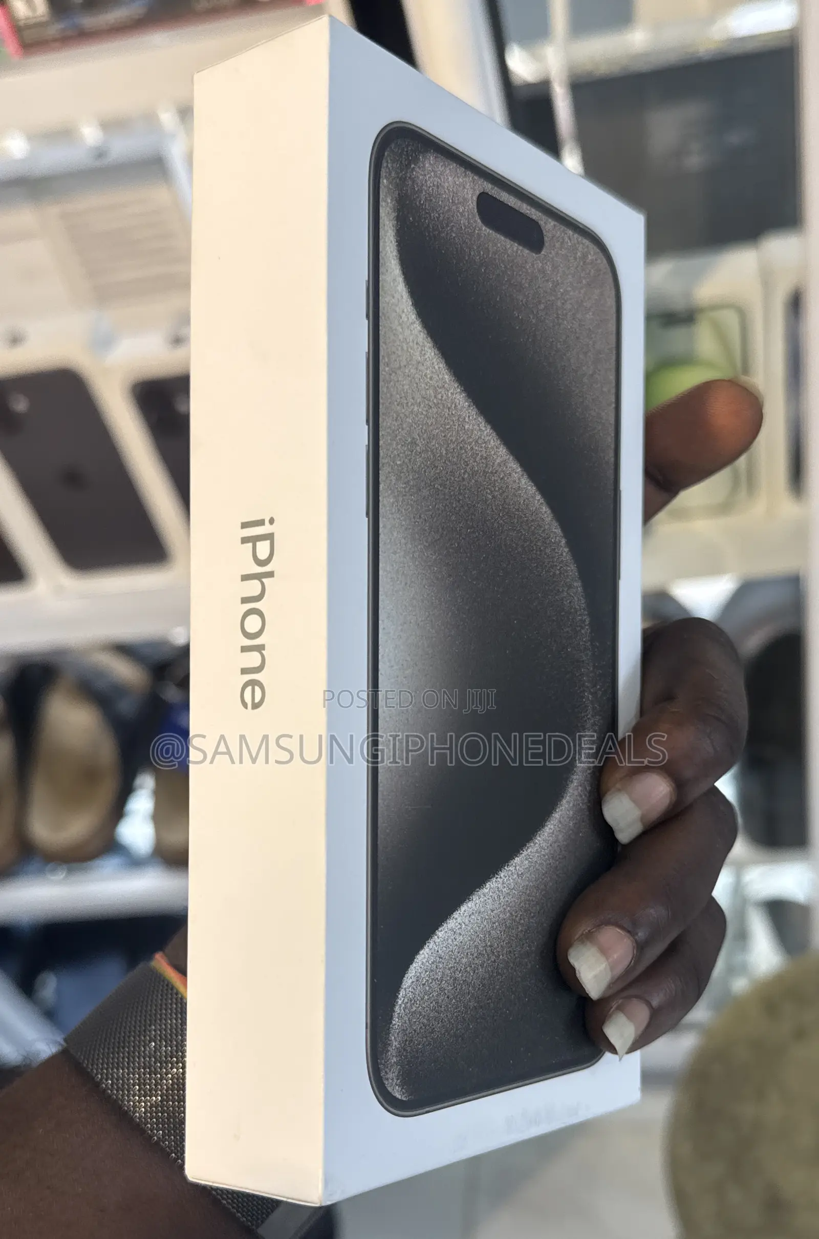 New Apple iPhone 15 Pro Max 256 GB Gold