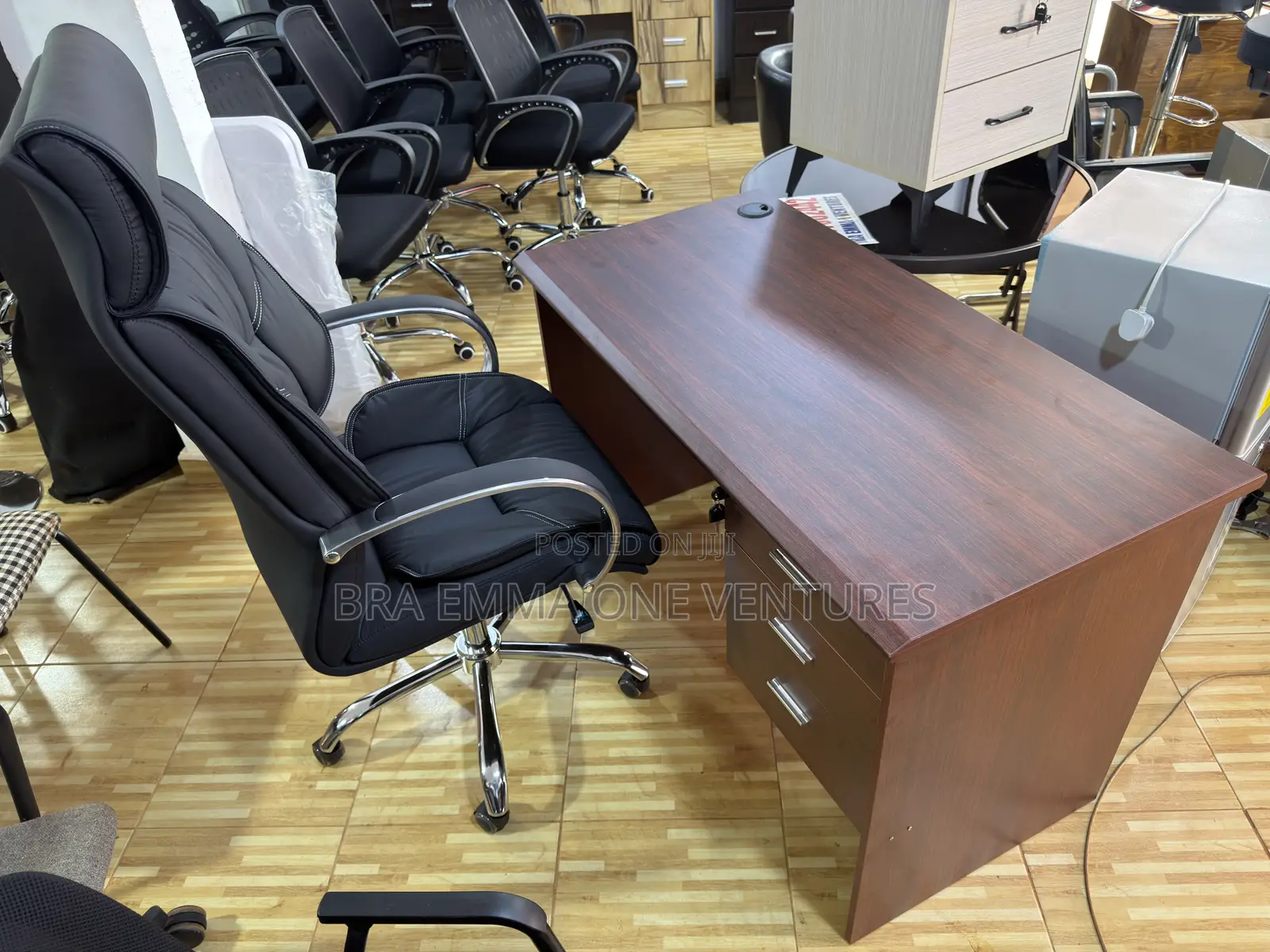Executive Office Desk + Premium Executive Chair – Available Now!