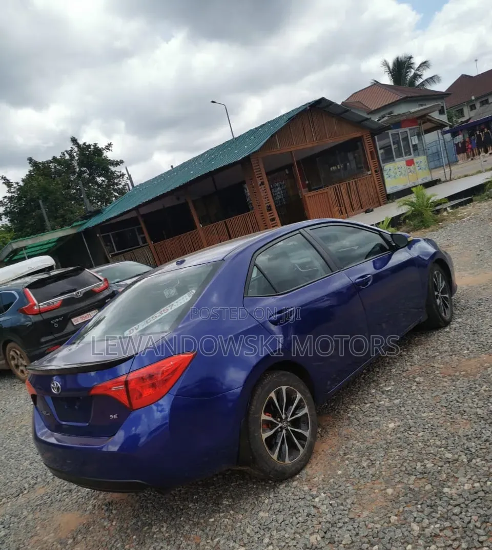 Toyota Corolla 2016 Blue