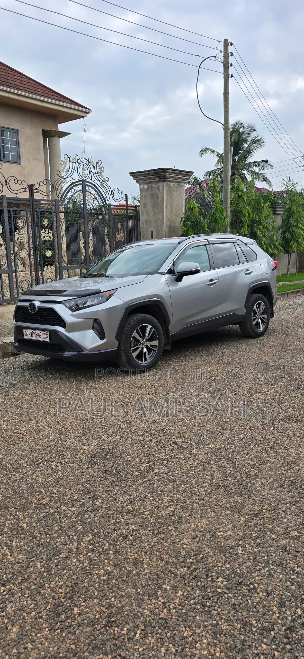 Toyota RAV4 LE AWD 2019 Silver