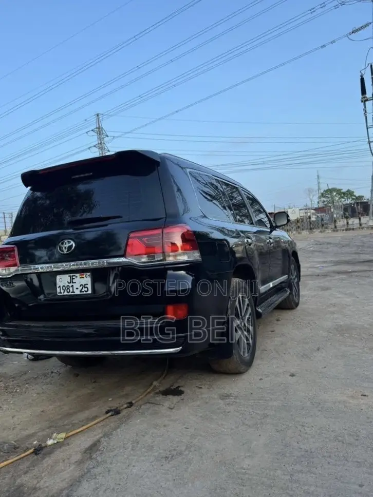Toyota Land Cruiser 4.0 V6 GX 2014 Black