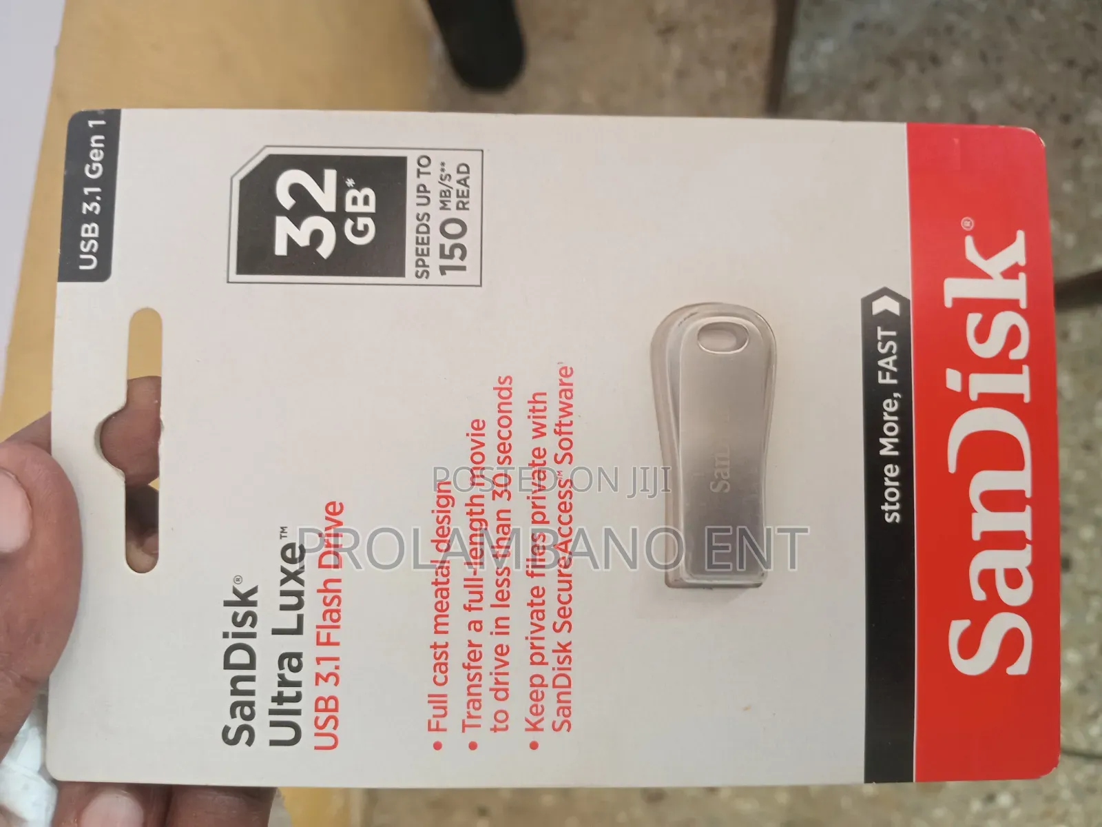 32GB Sandisk Ultra Luxe Flash Drive