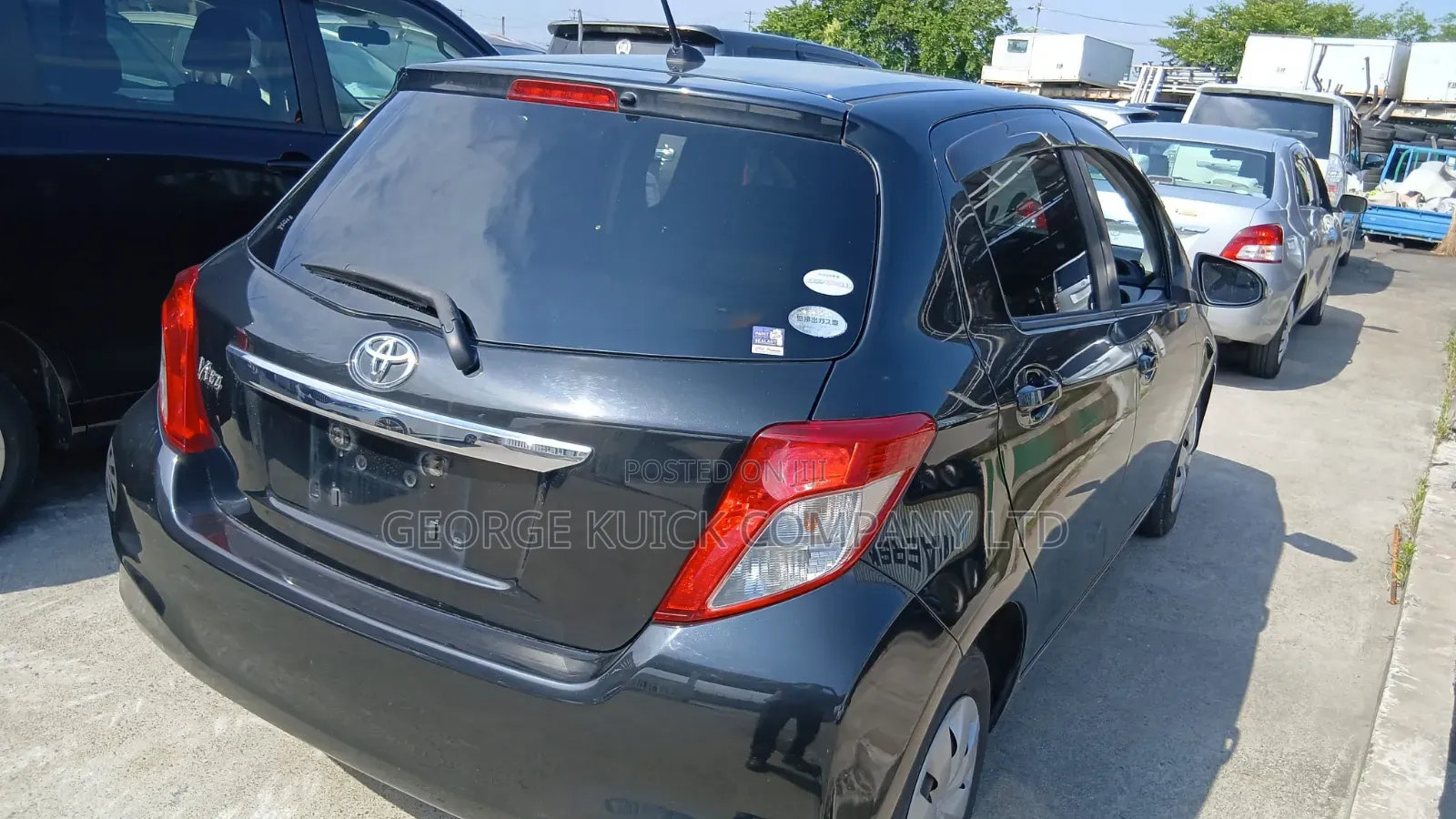 Toyota Vitz 2012 Black
