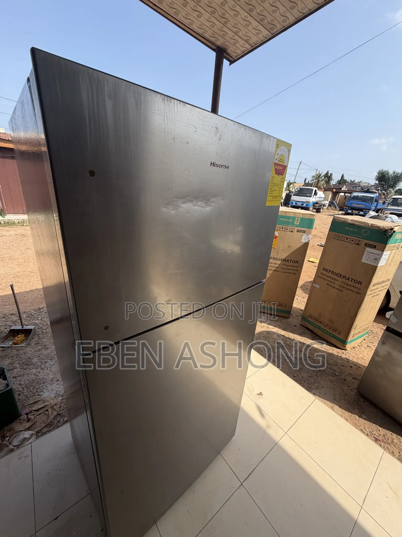 Hisense 520 Frigde