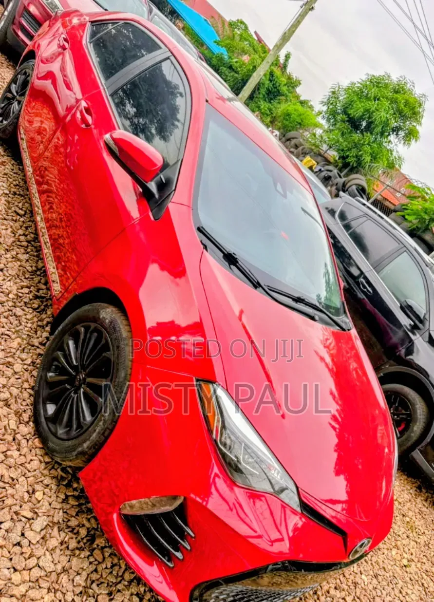 Toyota Corolla 2018 Red