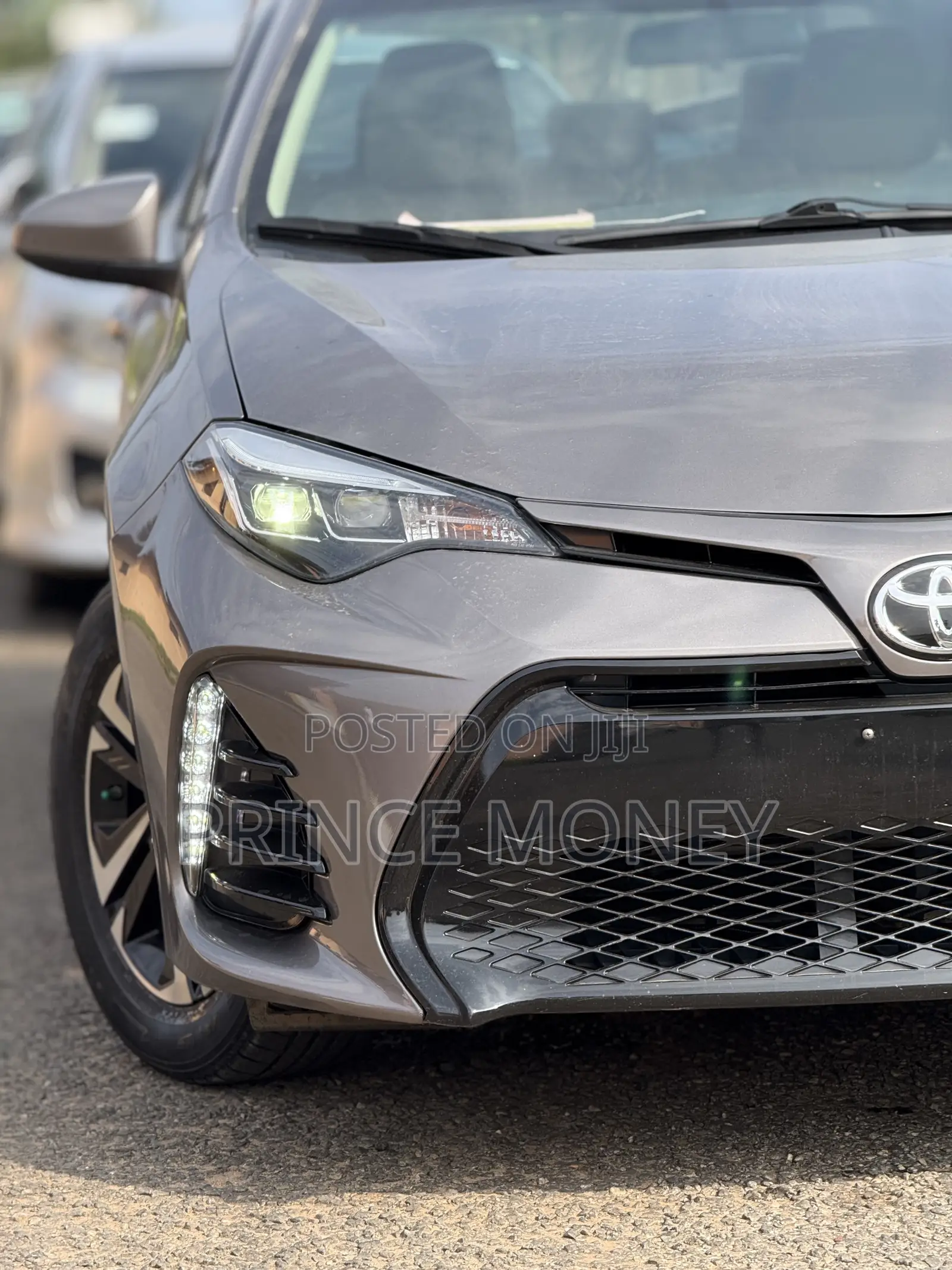 Toyota Corolla 2016 Gold