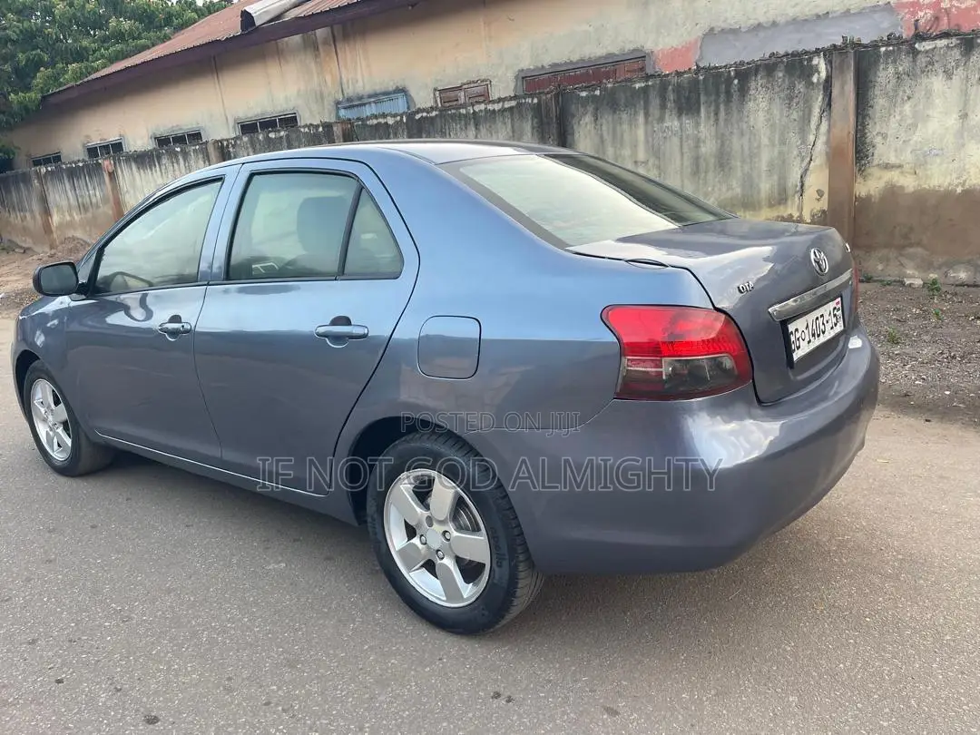 Toyota Yaris 2010 Blue