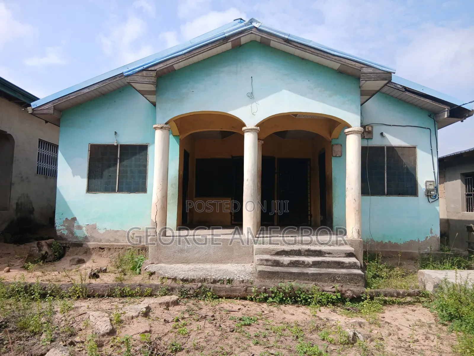 3bdrm House in Georges Estate, Assin South for sale