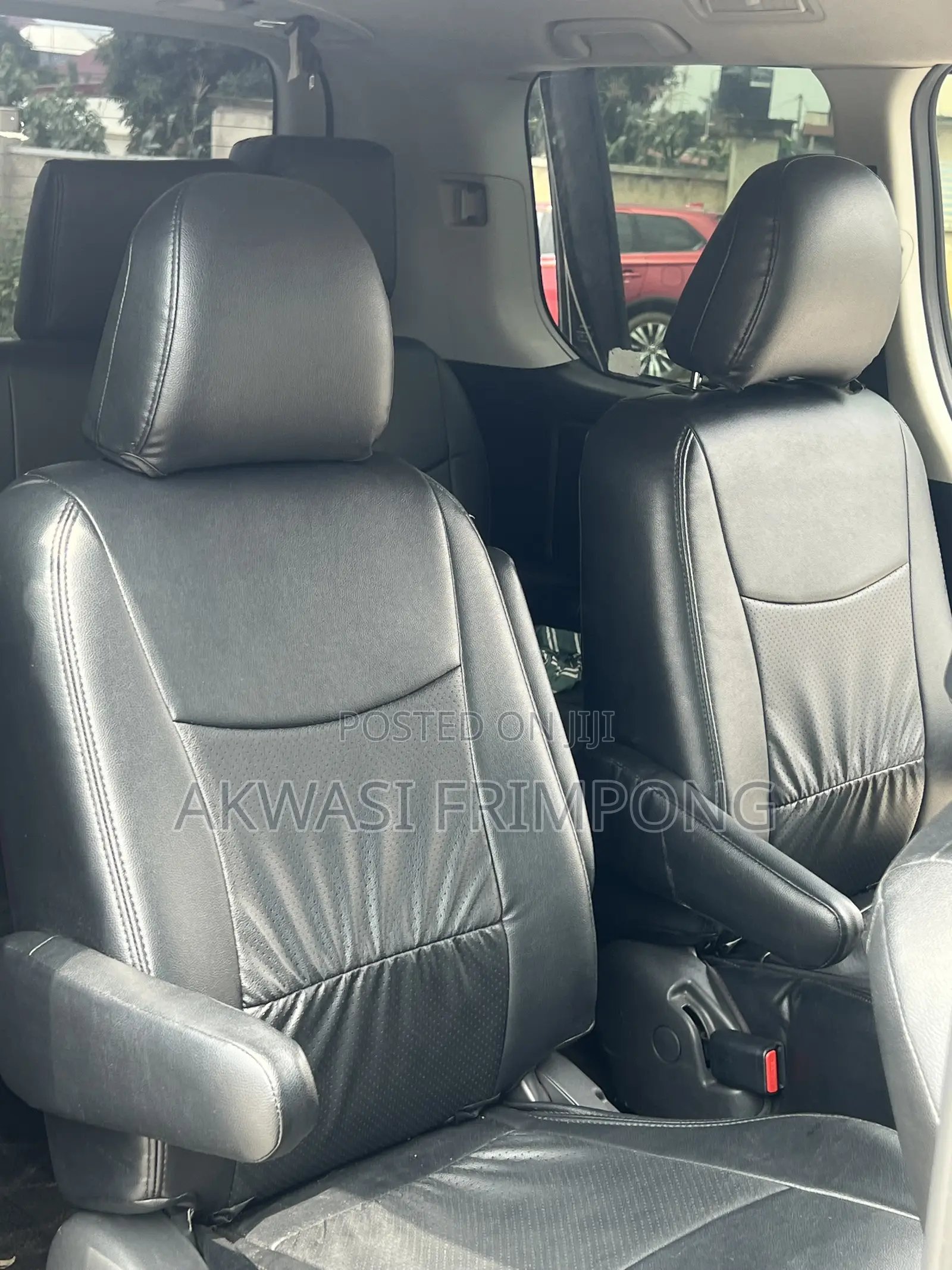 Toyota Voxy ZS 2WD 7-Seater 2012 Black