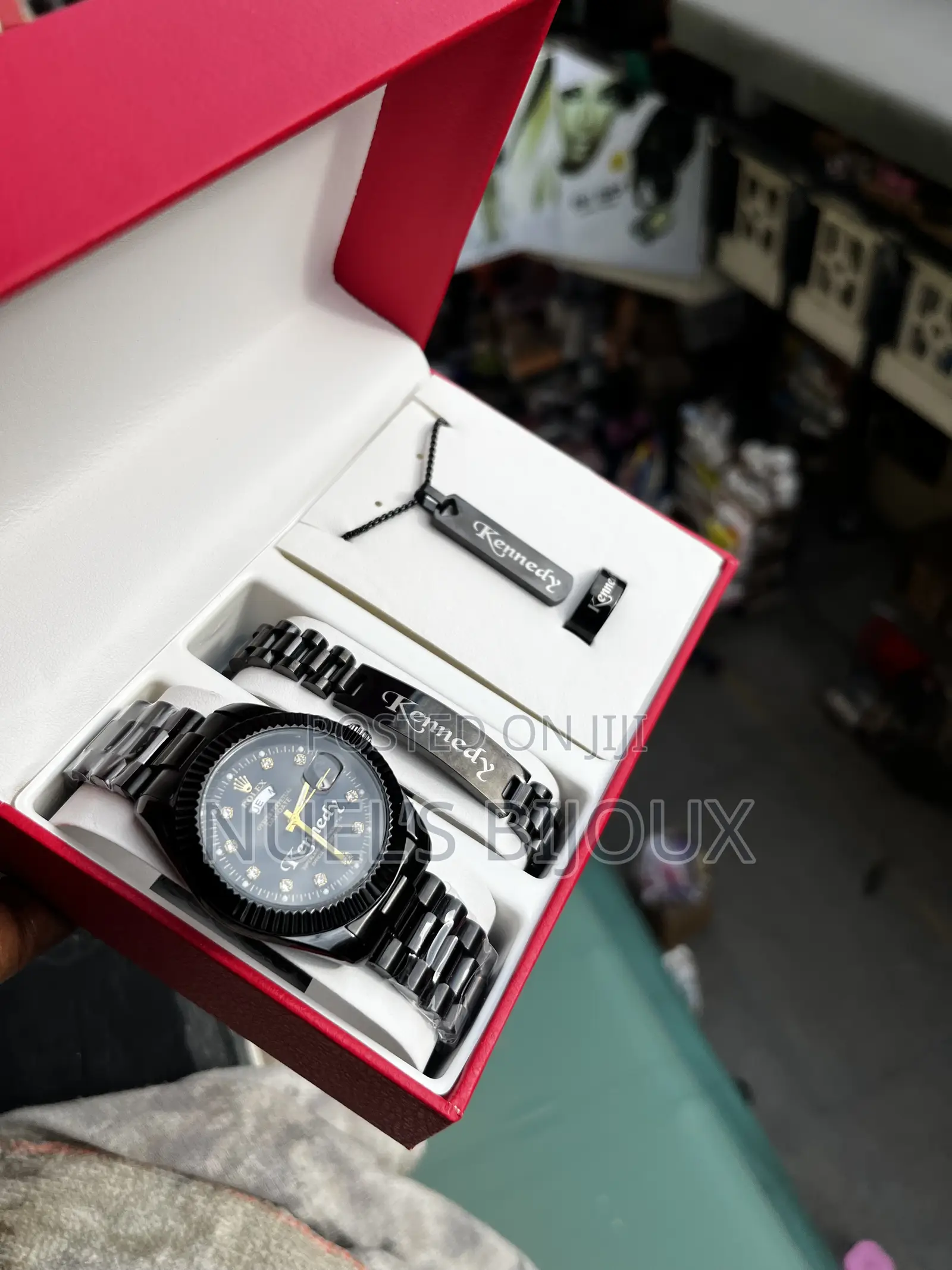 Customized Watch Set