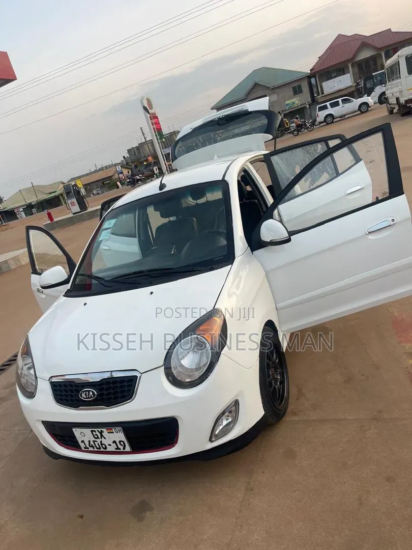 Kia Morning 2011 White