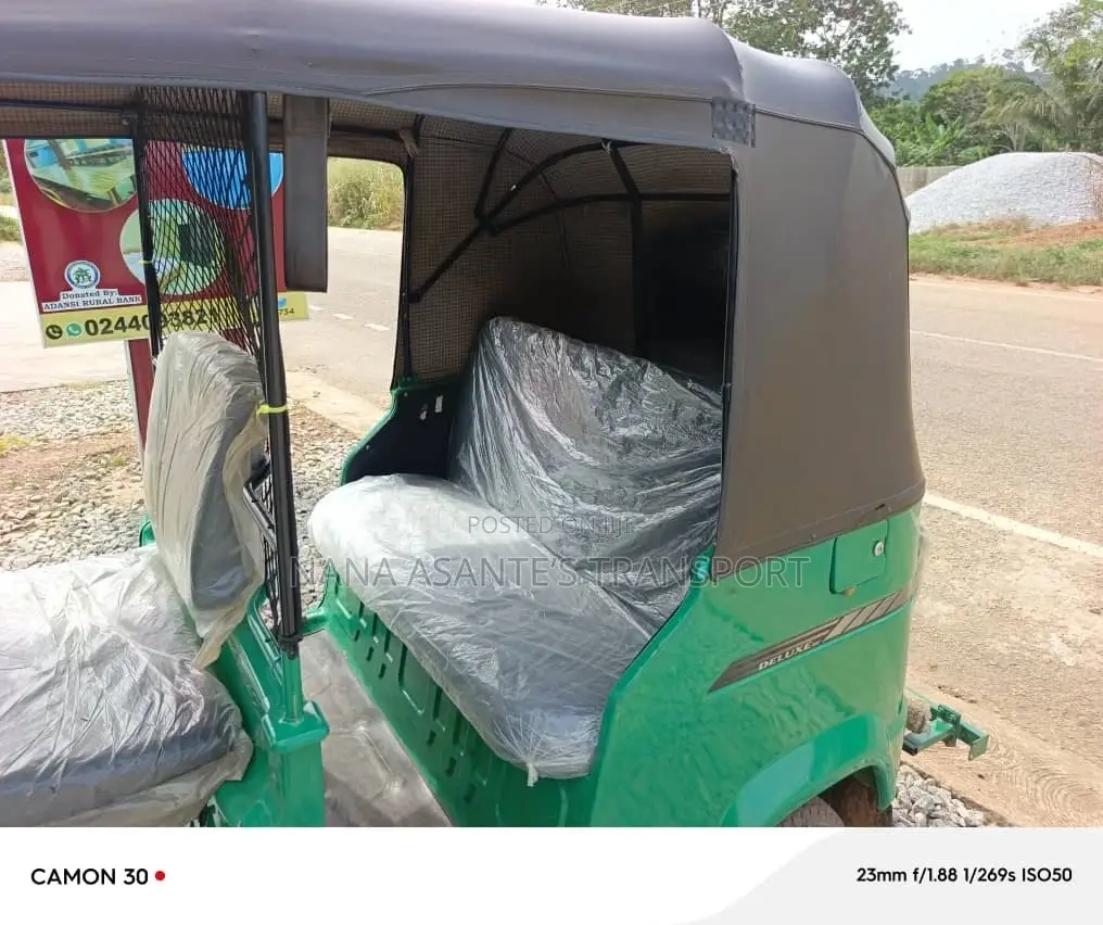 TVS King Deluxe Plus iTouch Start 2025 Green