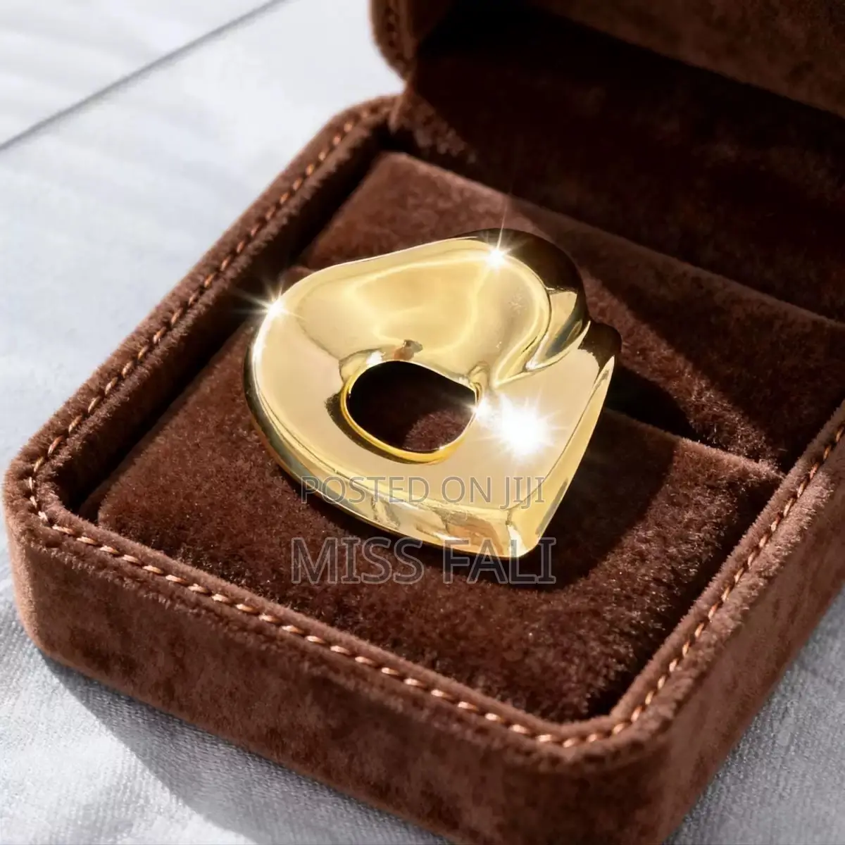 Étoile Sculpt Brooch