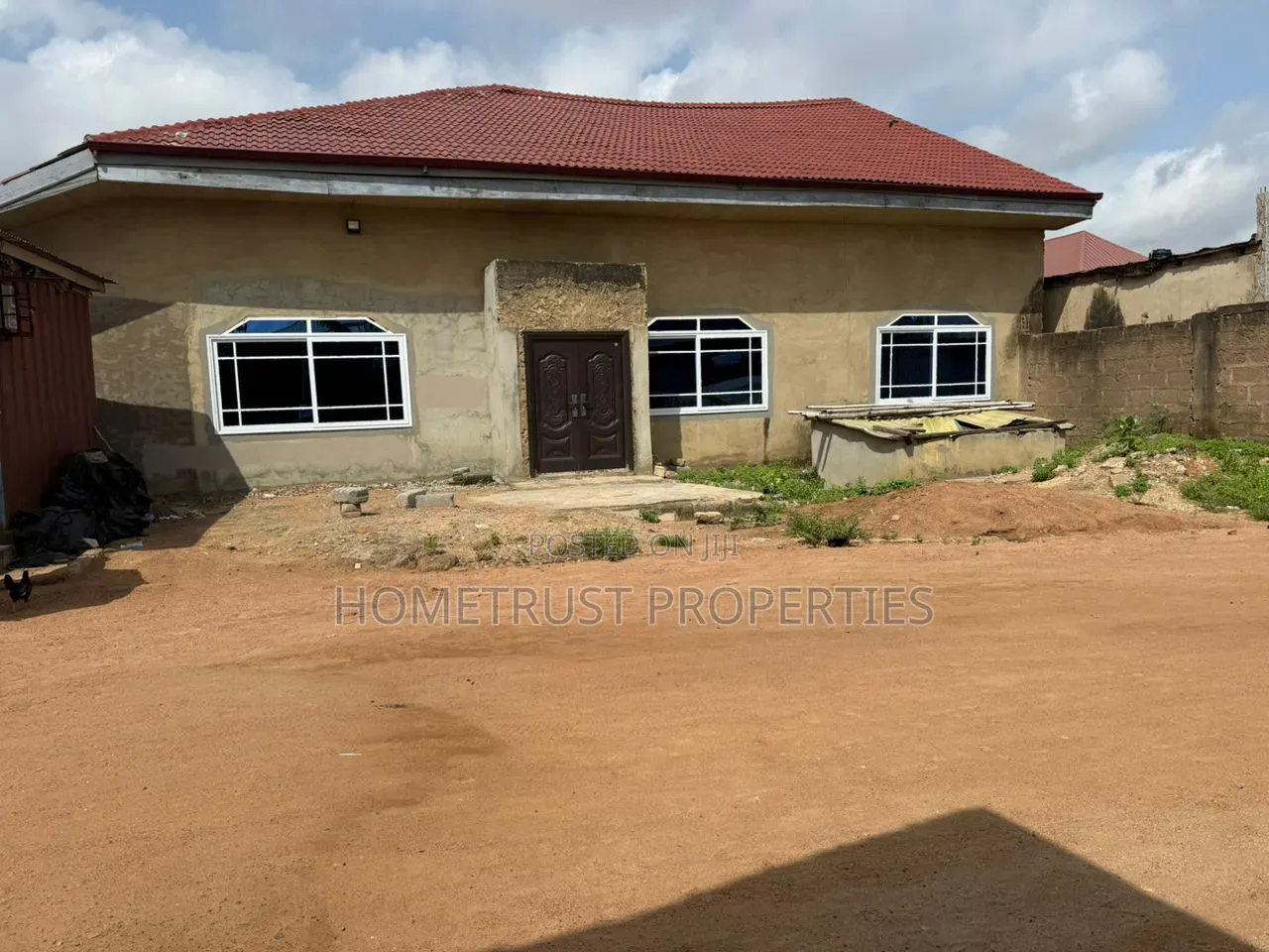 Church or Warehouse for Sale at Ablekuma Olebu