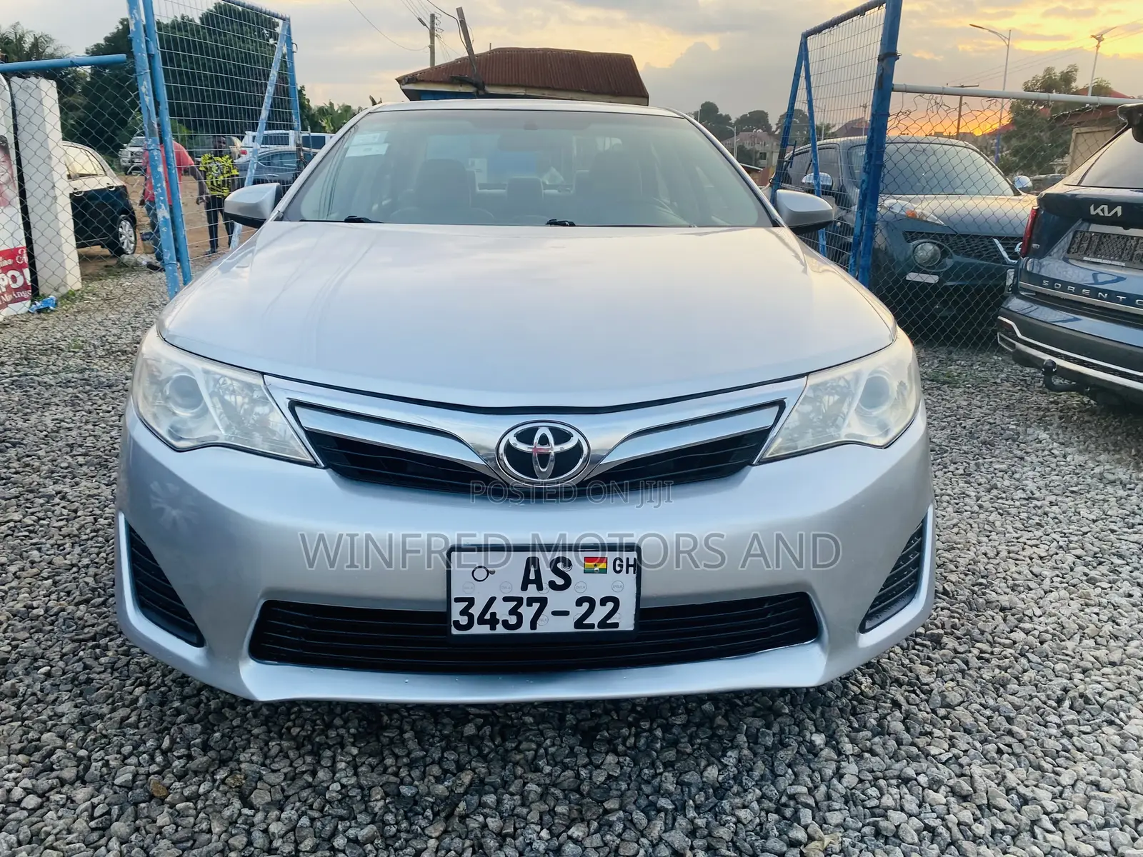 Toyota Camry L 4dr Sedan (2.5L 4cyl 6A) 2014 Silver