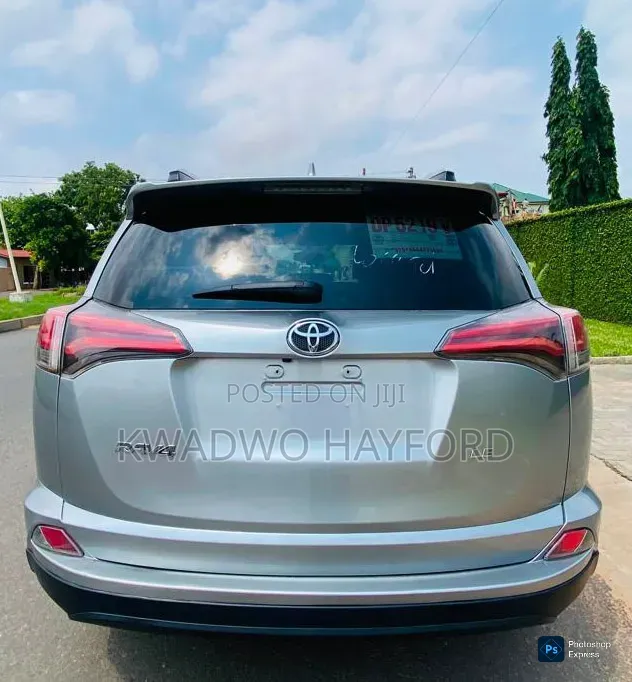 Toyota RAV4 2018 Silver