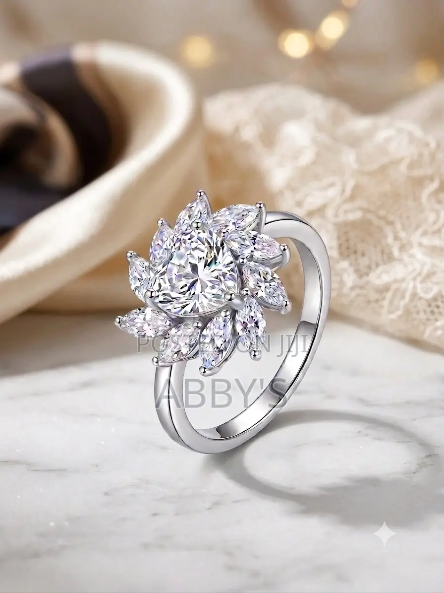Radiant Empress Heart Promise/Engagement Ring