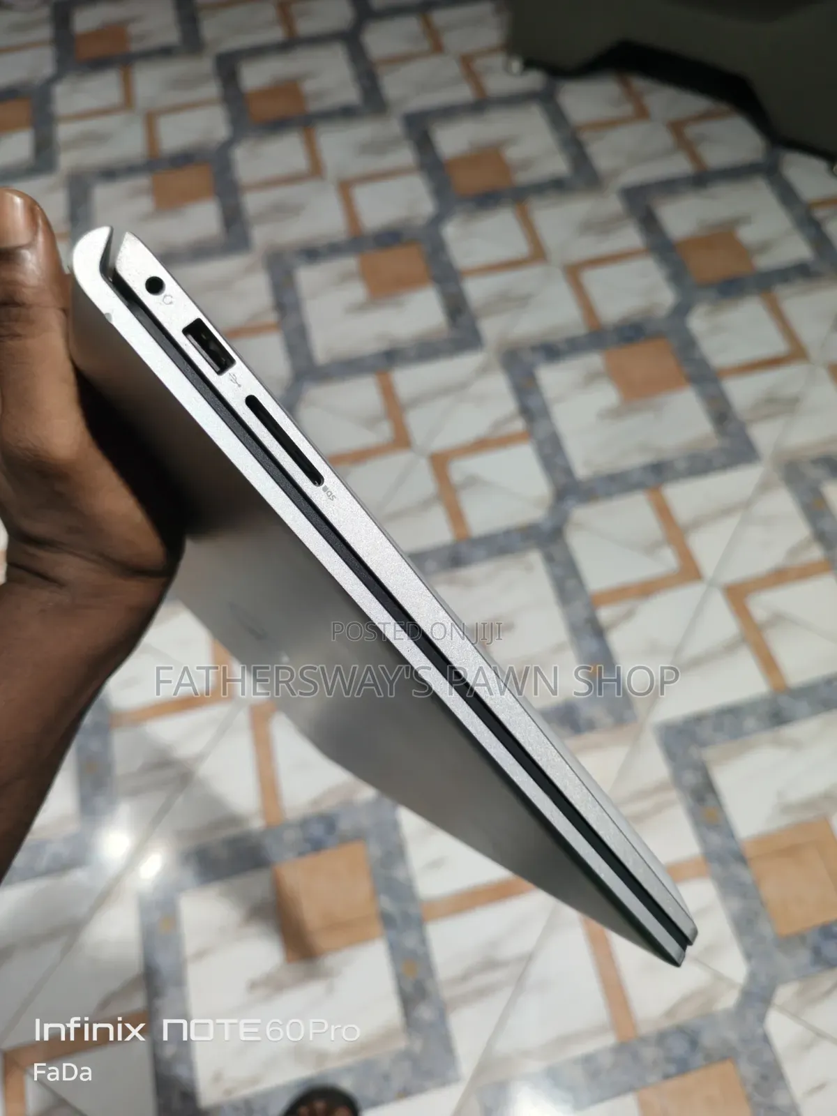 Laptop Dell Inspiron 3542 8GB Intel Core i5 SSD 256GB