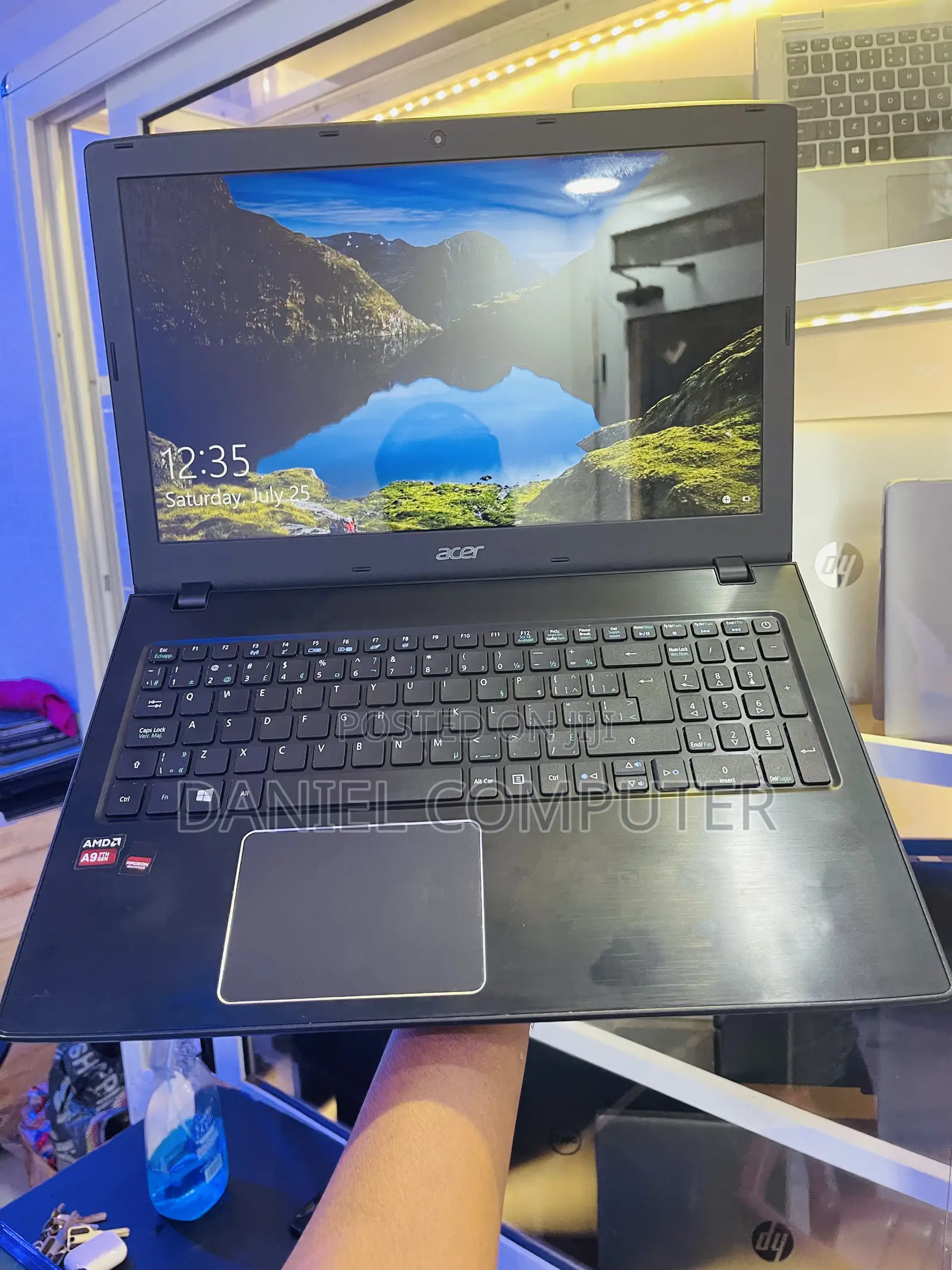Laptop Acer Aspire 5 8GB AMD A10 HDD 750GB