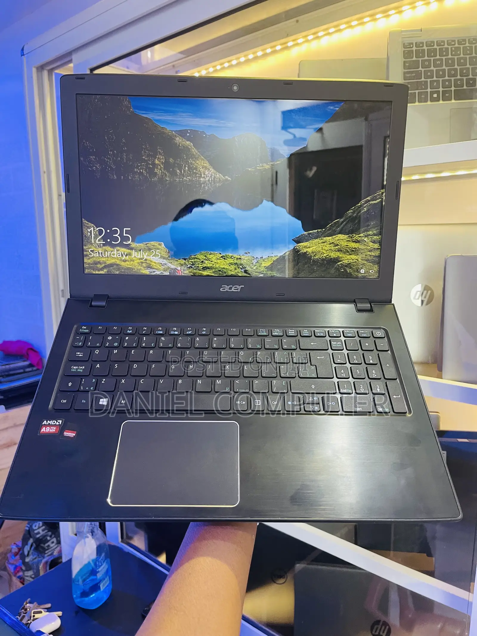 Laptop Acer Aspire 5 8GB AMD A10 HDD 750GB