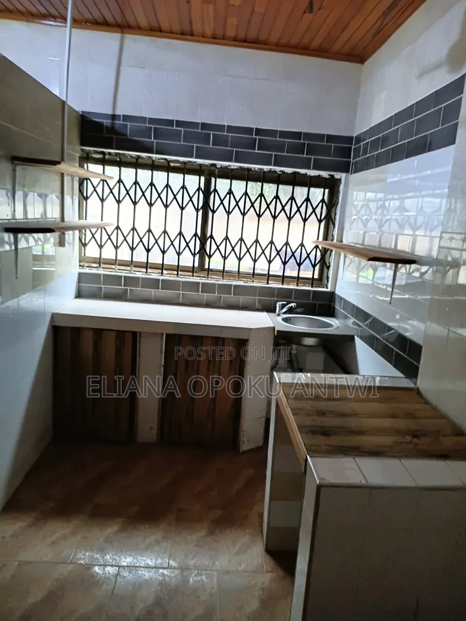 1bdrm Apartment in Atonsu Kuwait 1 Year, Kumasi Metropolitan for rent