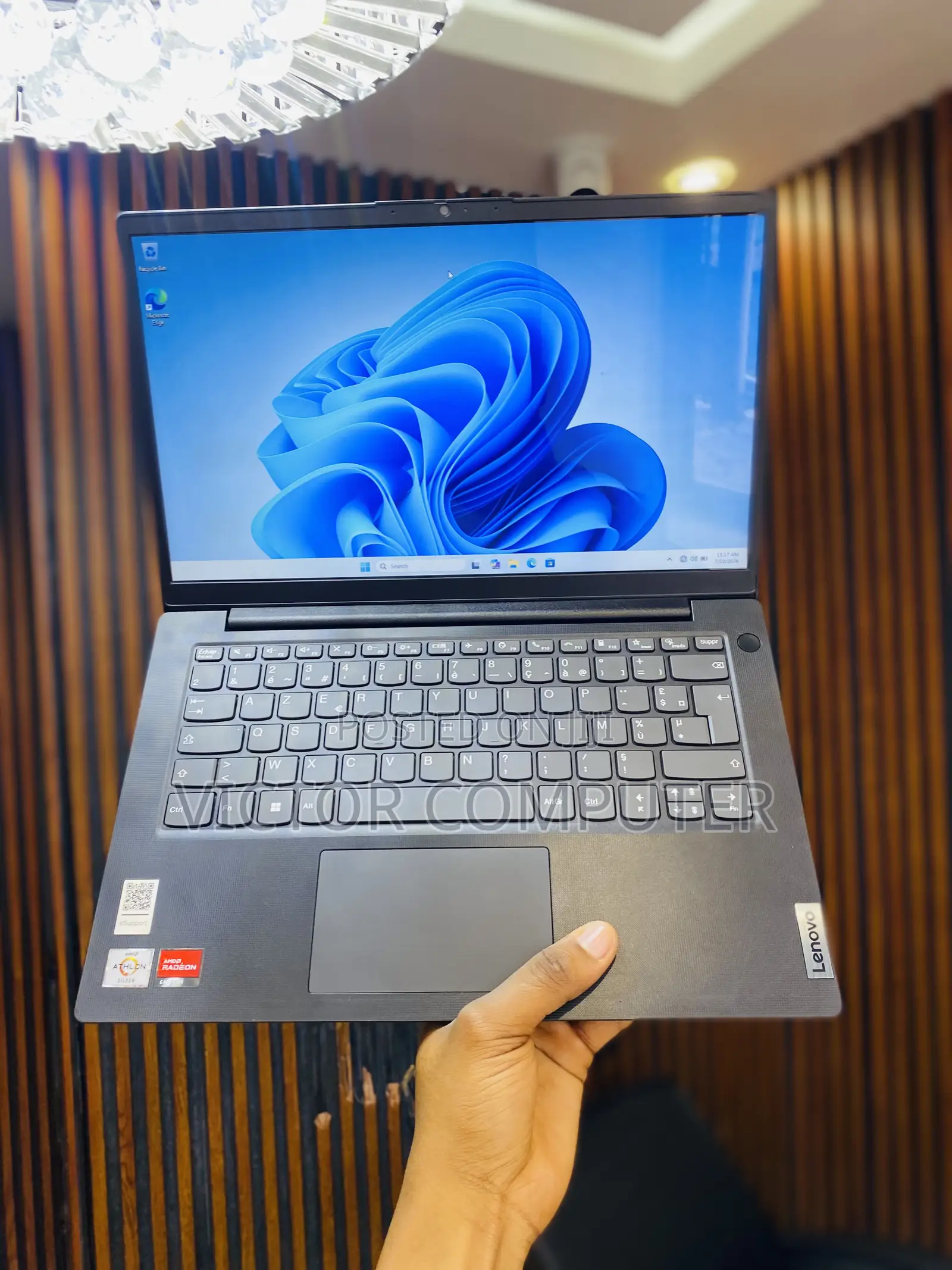 Laptop Lenovo V14 G4 IRU 8GB AMD SSD 128GB