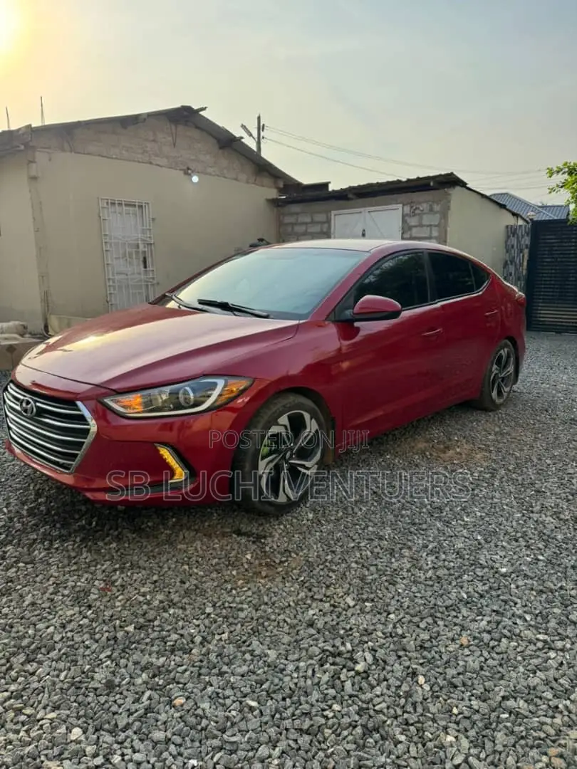 Hyundai Elantra 2017 Red