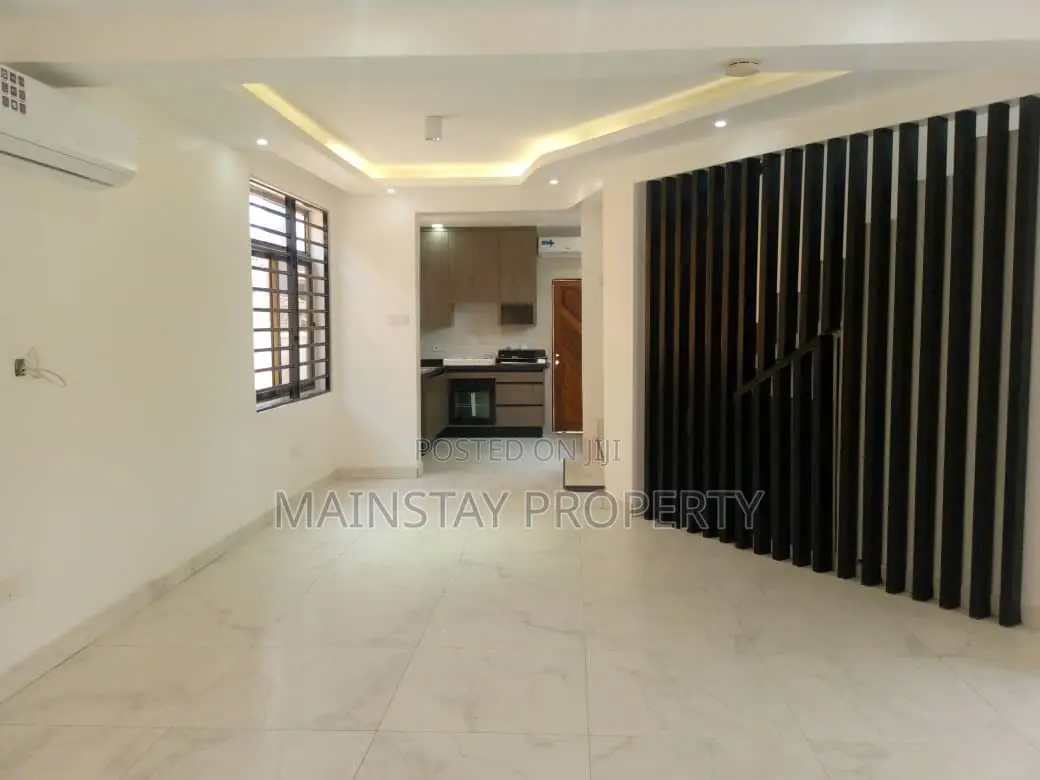 2bdrm Townhouse / Terrace in Mainstay Estates, Cantonments for rent
