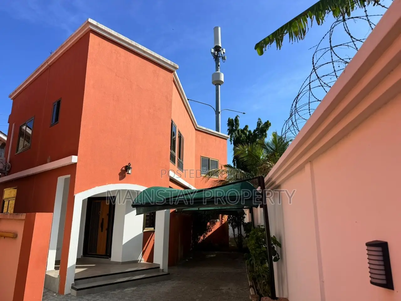 2bdrm Townhouse / Terrace in Mainstay Estates, Cantonments for rent