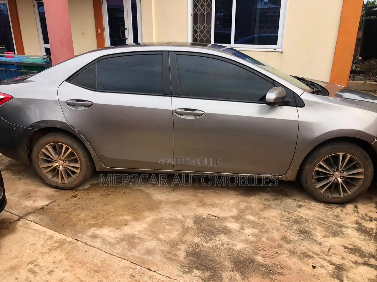 Toyota Corolla 2015 Gray