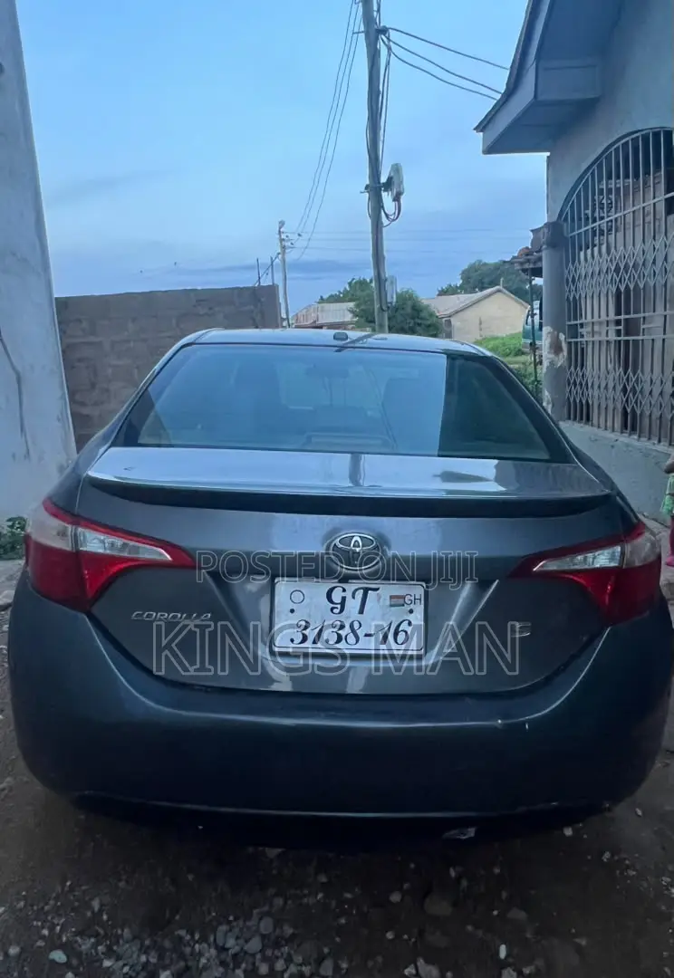 Toyota Corolla LE 4dr Sedan (1.8L 4cyl CVT) 2016 Gray