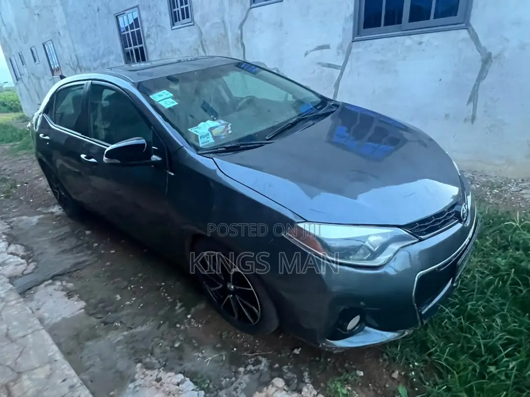 Toyota Corolla LE 4dr Sedan (1.8L 4cyl CVT) 2016 Gray