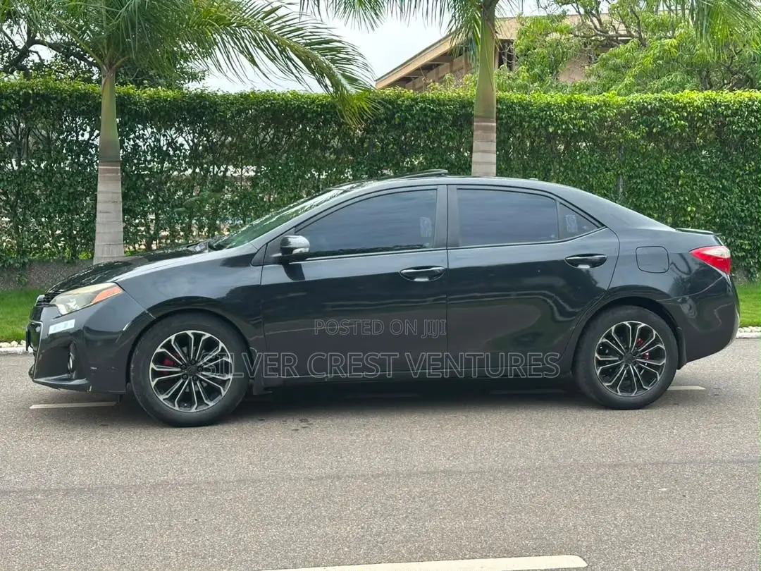 Toyota Corolla S 4dr Sedan (1.8L 4cyl CVT) 2016 Black