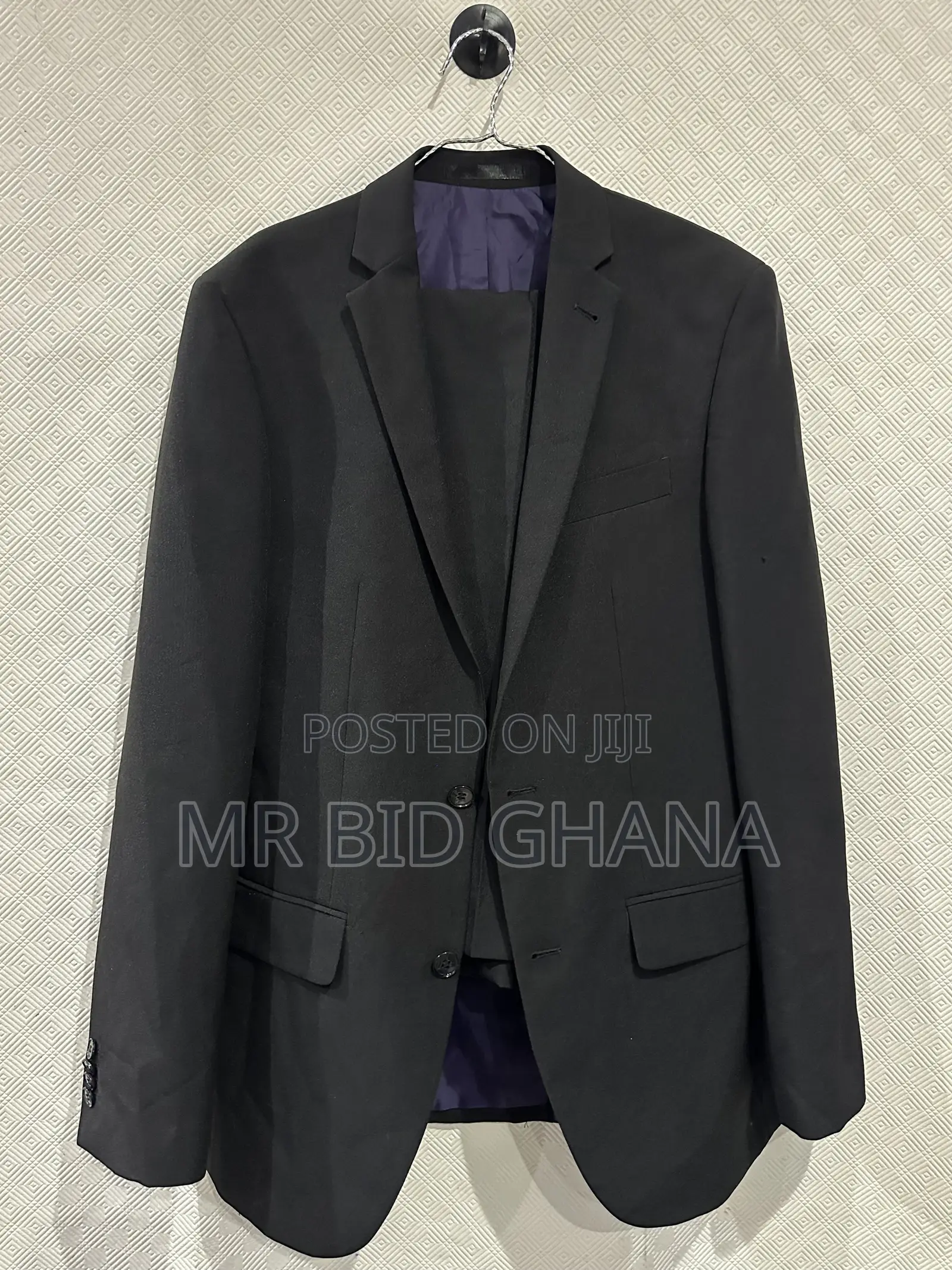 Taylor Wright Black 2-Piece Suit 36L Tailored Fit