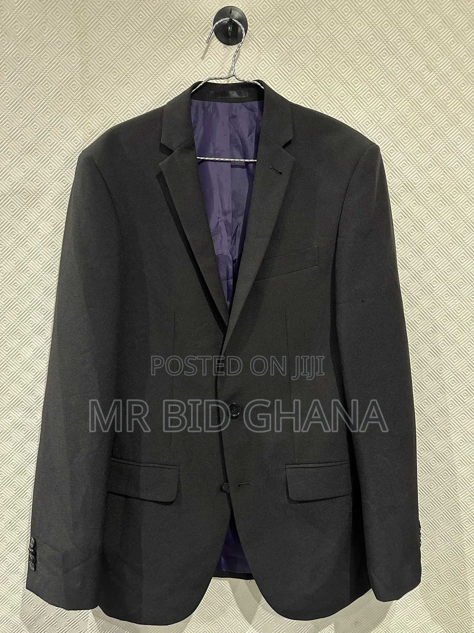Taylor Wright Black 2-Piece Suit 36L Tailored Fit