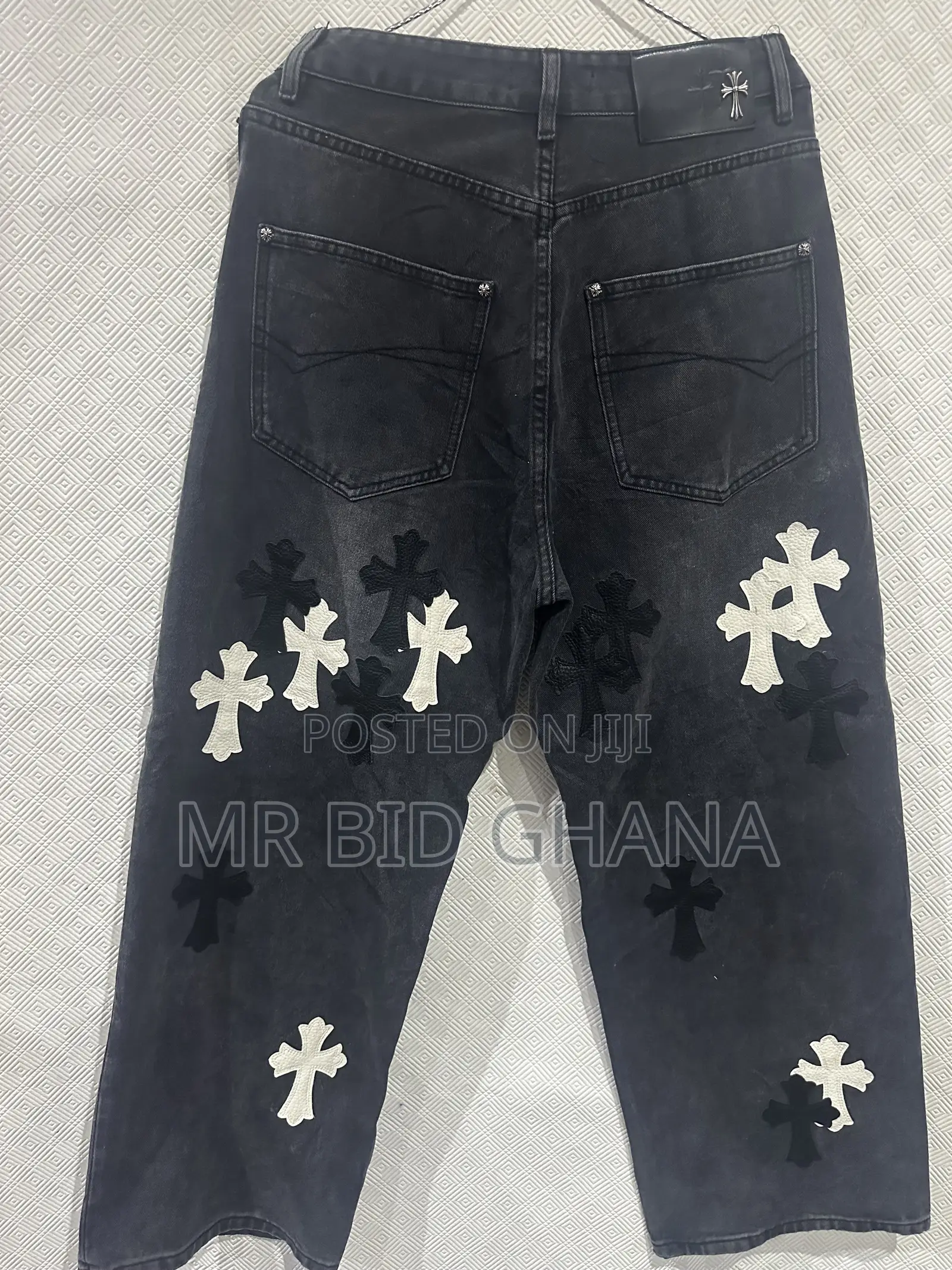 Black Cross-Patch Baggy Jeans – Size XS