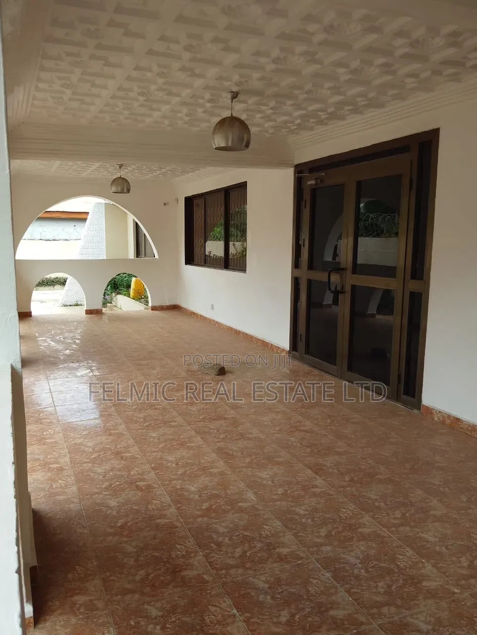 4bdrm House in Felmic Real Estate, Paradise Residential Area for rent
