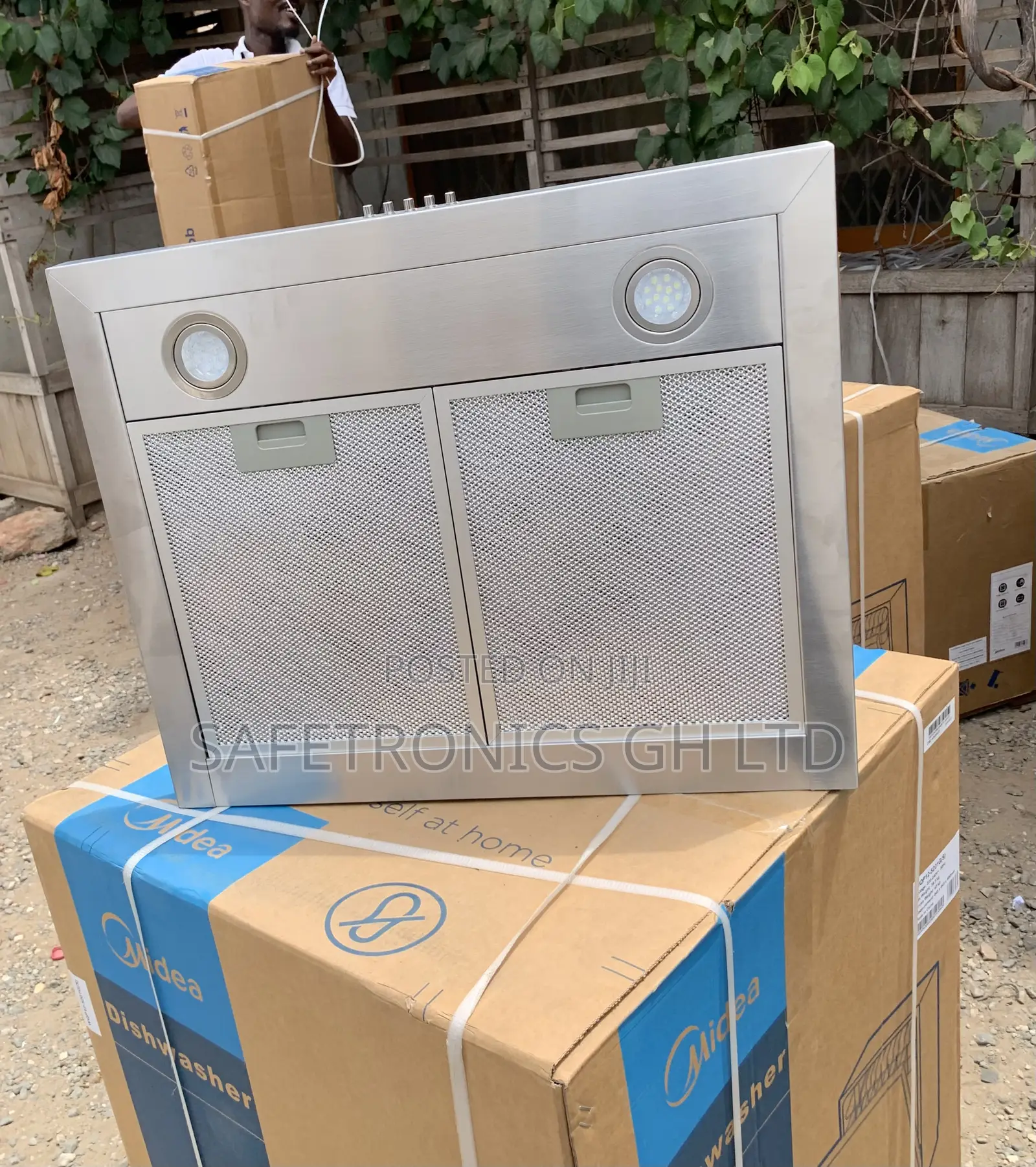 Lastest Sleek Midea 60m21-B 60cm T-Shape Electric Range Hood