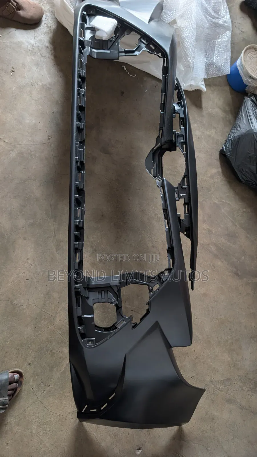 Toyota Corolla 2020,2021,2022 Front Bumper Le / Normal