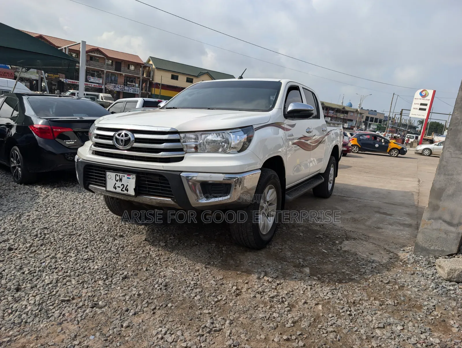 Toyota Hilux Revo Double Cab Deisel 2.4 AWD 2020 White