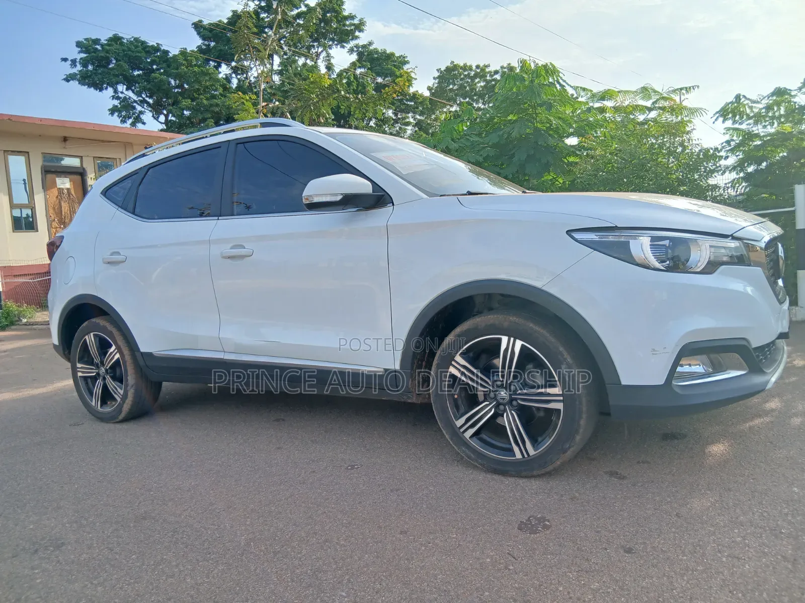 MG ZS 2019 White