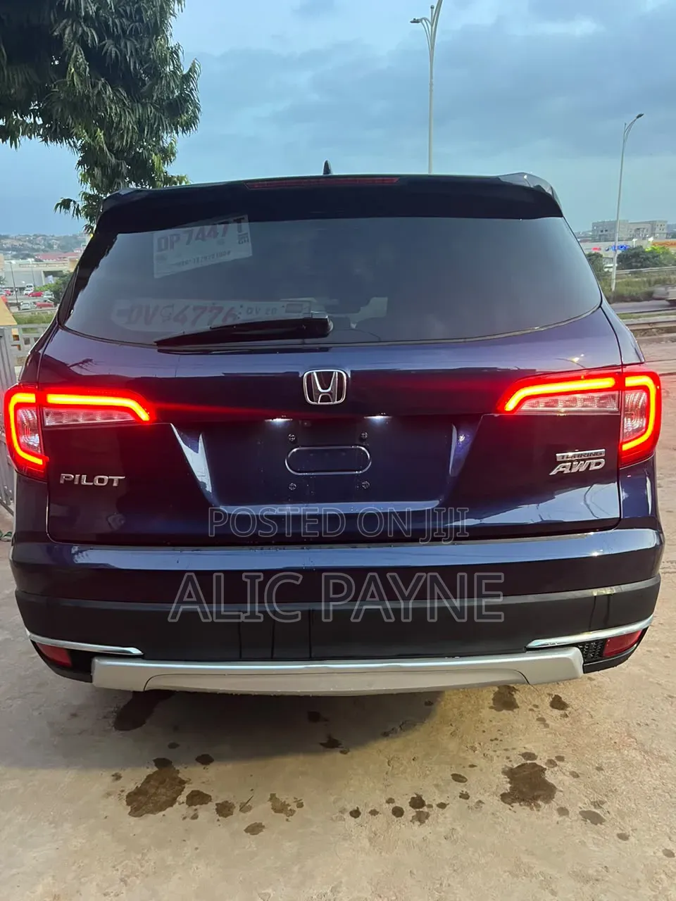 Honda Pilot Touring 8 Passenger AWD 2020 Blue