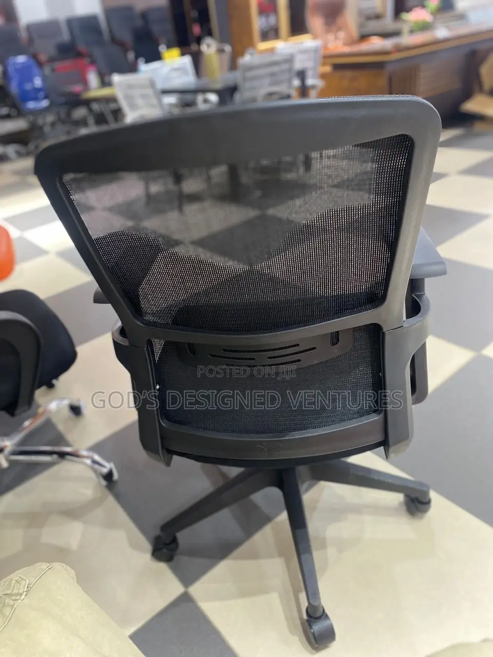 Strong and Quality Swivel Chair