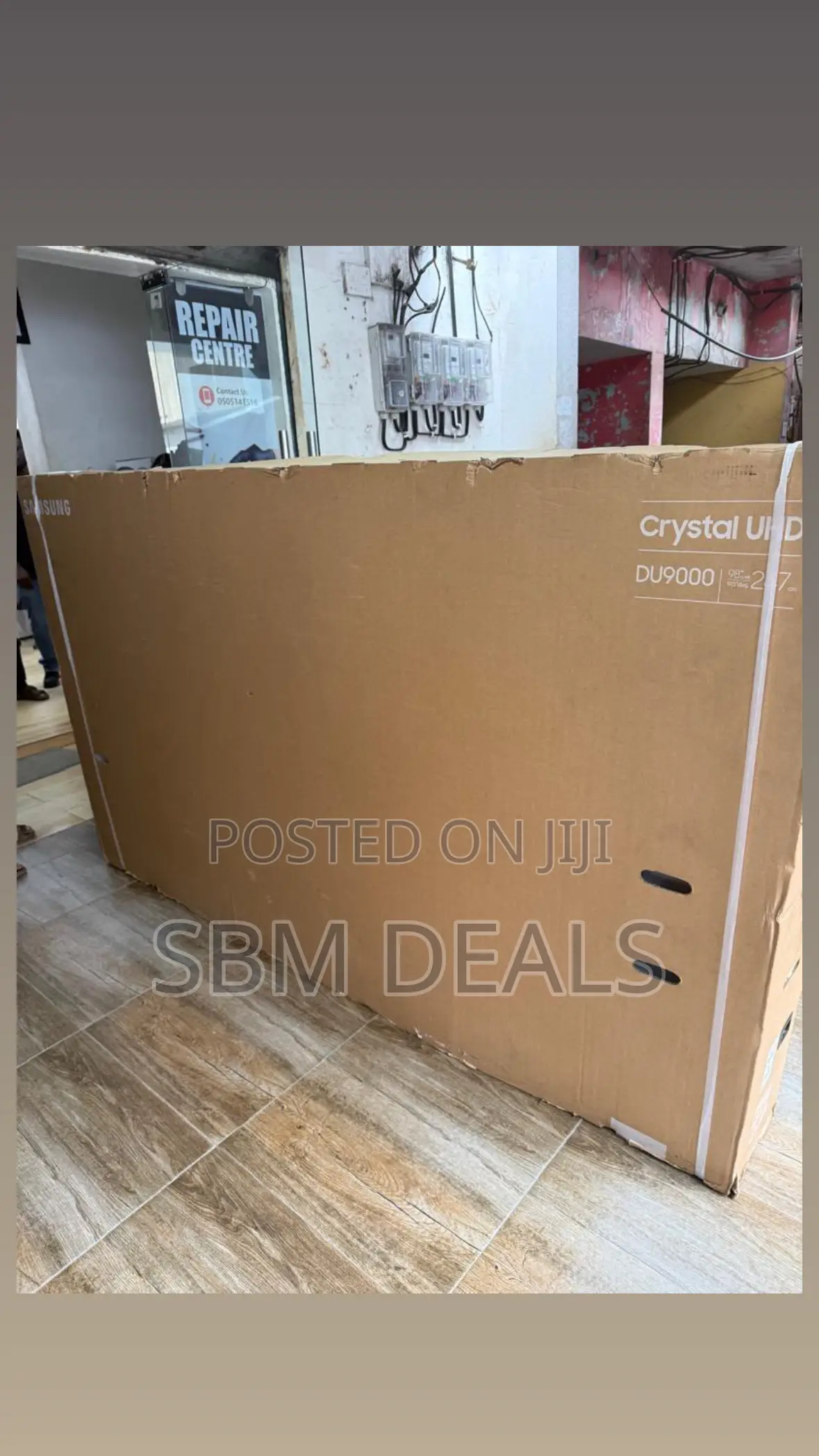 Samsung Crystal UHD DU9000 98 Inches