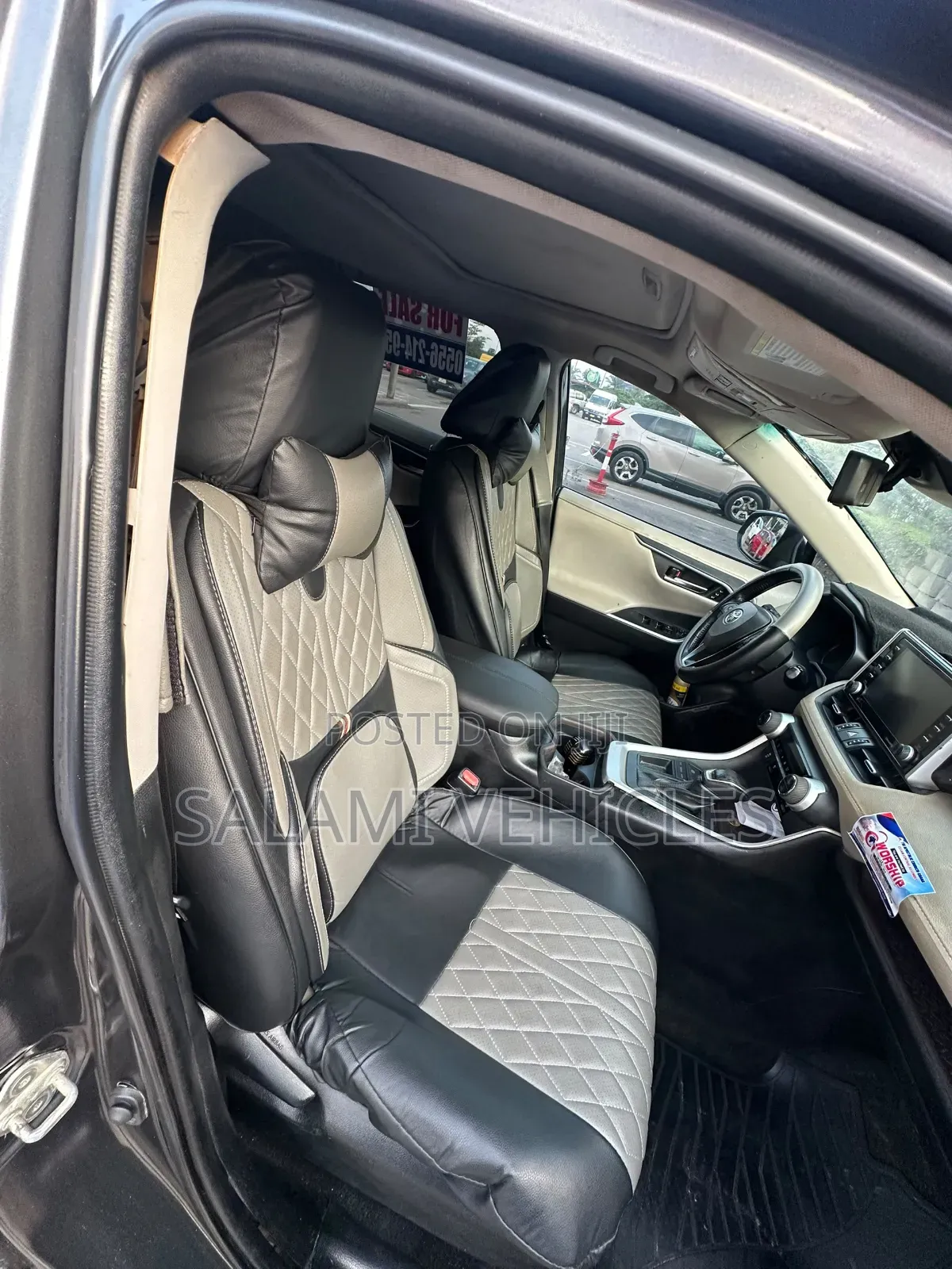 Toyota RAV4 2021