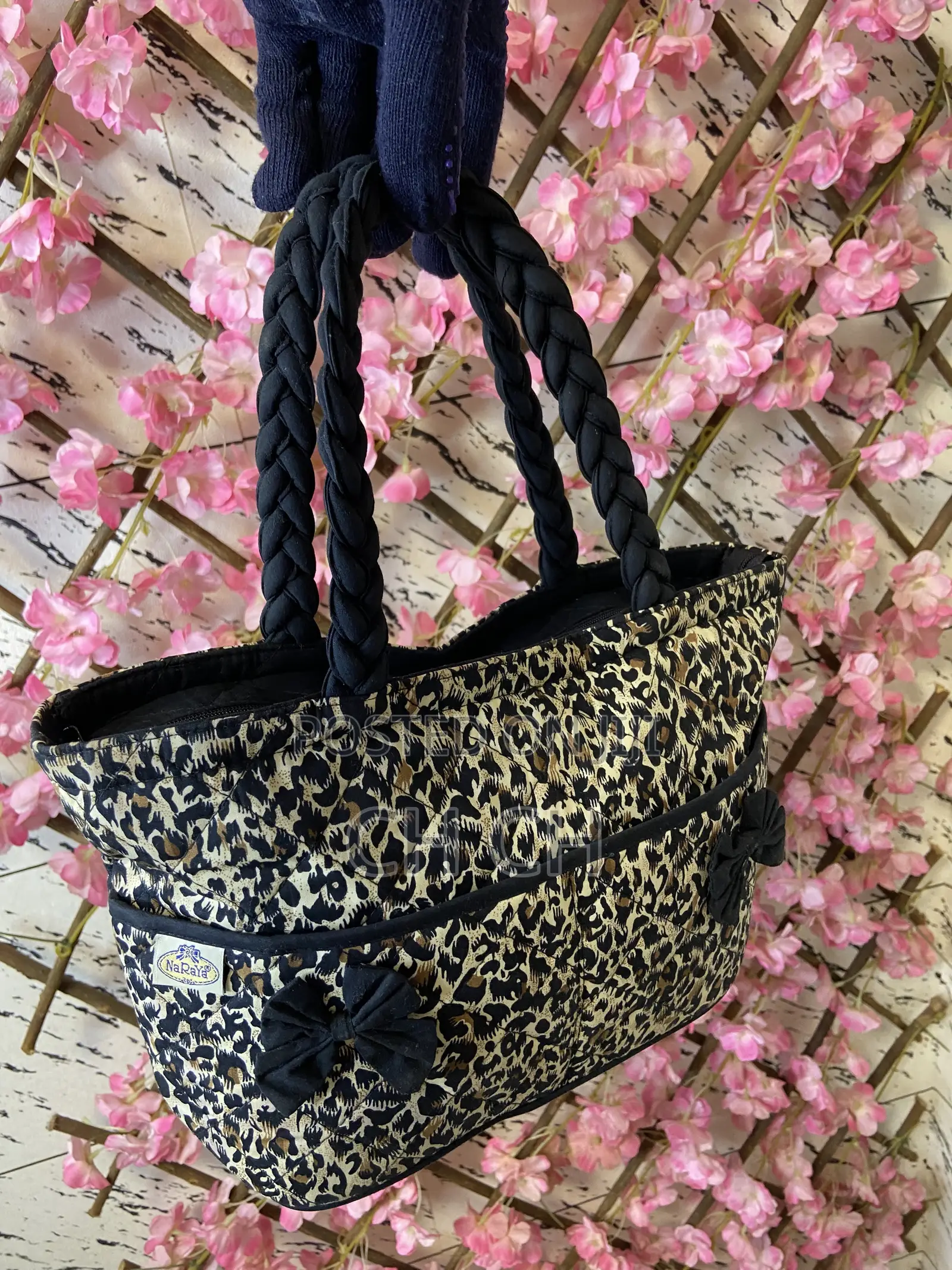 Beautiful Classy Ladies Leopard Print Handbag