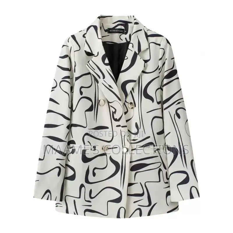 Elegant Women’s Double-Breasted Blazer Jacket